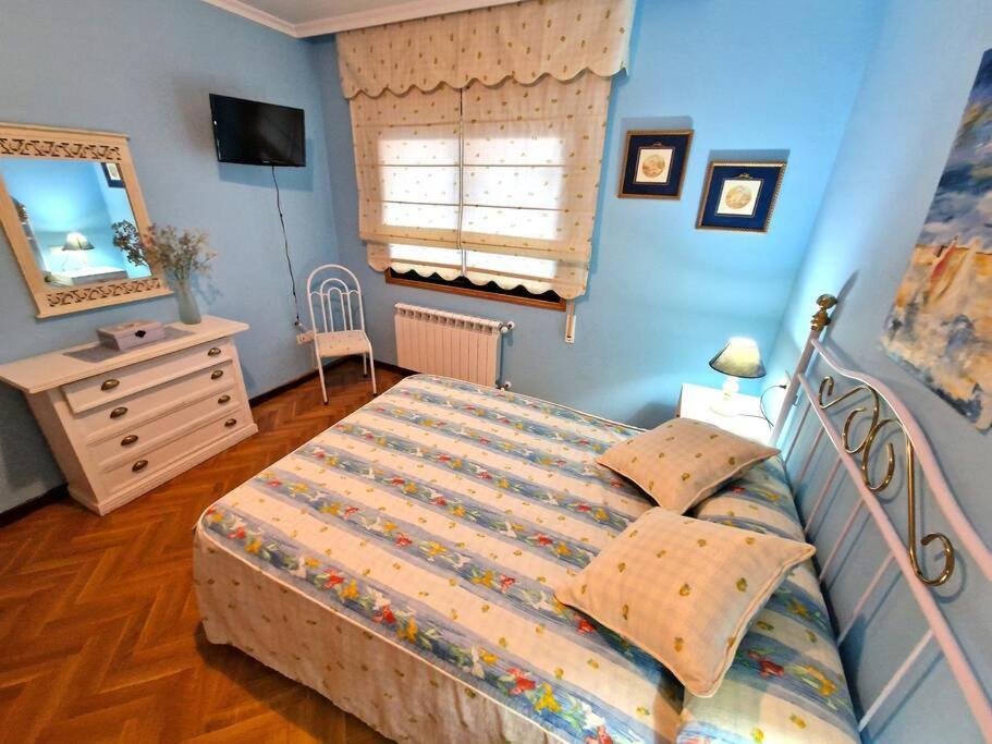 Apartamento Playa Con Terraza & Vistas Al Mar Foz Buitenkant foto